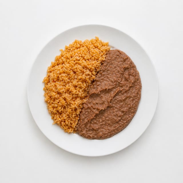 Plato De Arroz y Frijoles.